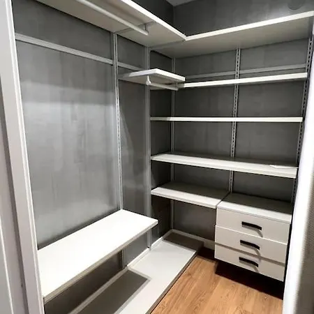 Grand View Zurriola Apartamento *